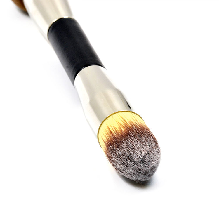 Fashion Synthetic Hair Double Ended Foundation Brush With Sponge