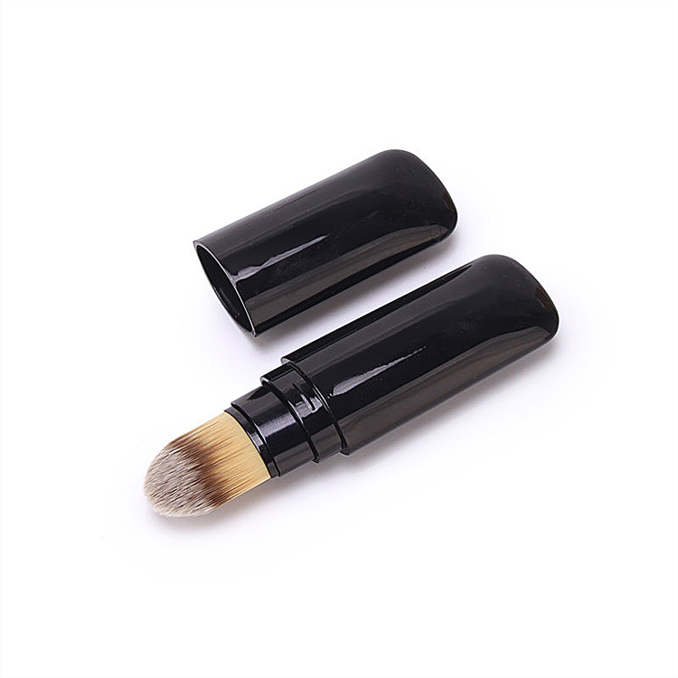 Mini Portable Foundation Cosmetic Brush Flat Plastic Liquid Foundation Brush With Protect Cap