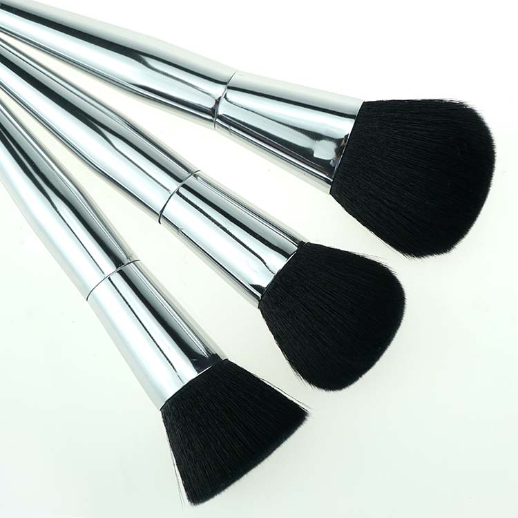 Pretty New Design Silver Shiny Good Quality Metallic Makeup Brush Set OEM