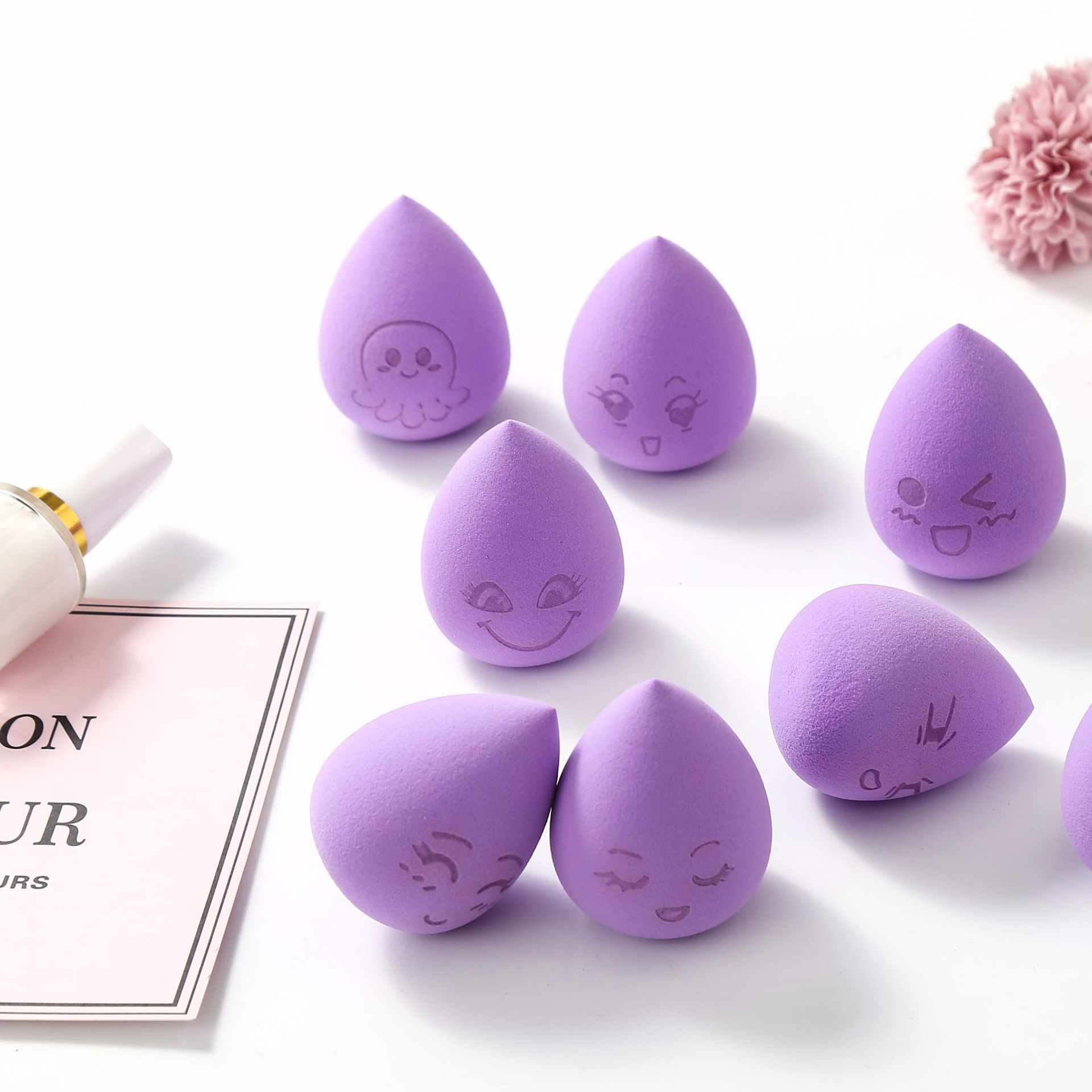 Light Purple drop makeup sponge with private label Smile face sponge blender Puffs