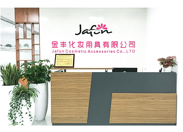 customized label brush colorful kabuki brushrs professional cosmetich make up brush set Supplier