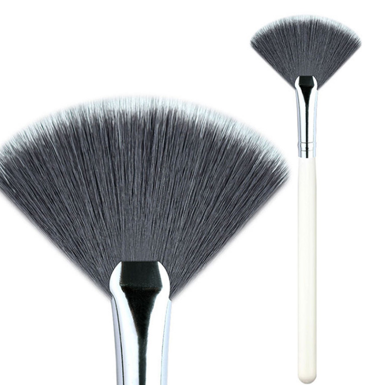 Promotional Cheap 3 Color Disposable Synthetic Fan Brush Small Makeup Brush