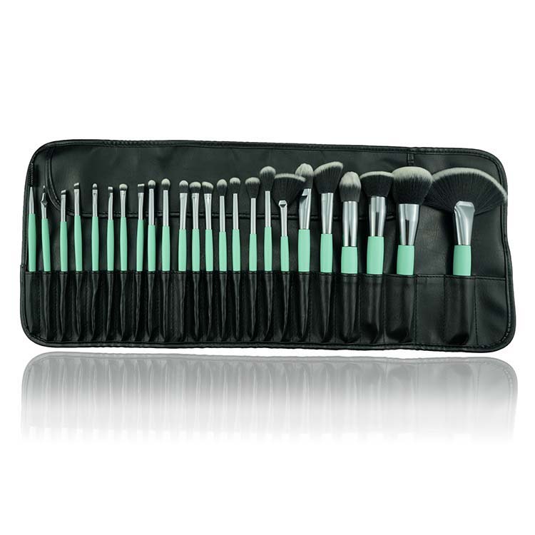 Private label 24pcs wood makeup brush set wholesale
