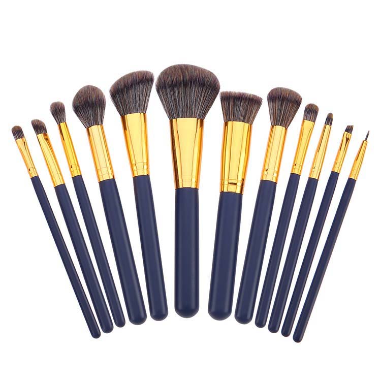 Wholesale synthetic hair wood handle 12pcs day makeup brushes with cosmetic bag