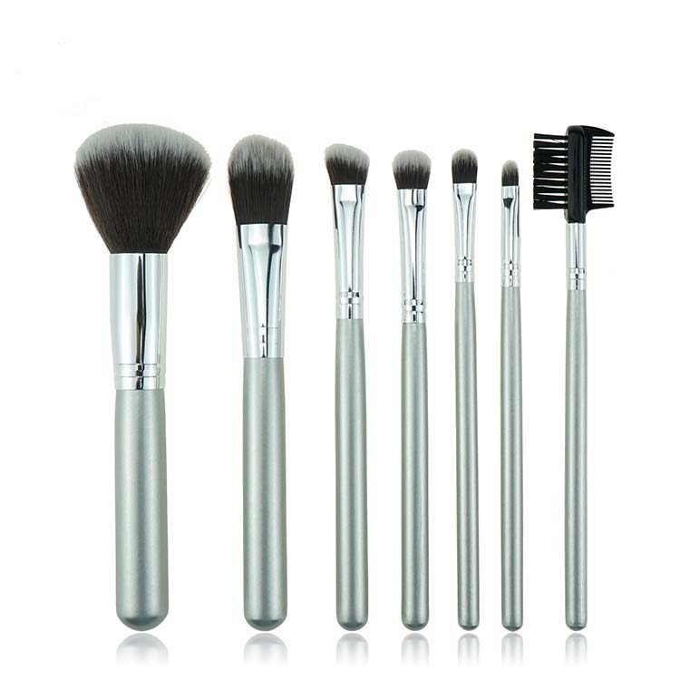 7Pcs Synthetic Makeup Brush Set Silver Blush Brush Makeup Brush
