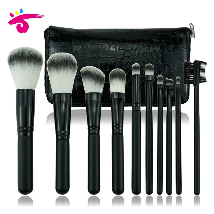 2019 trending private label black powder makeup brush with cylinder box