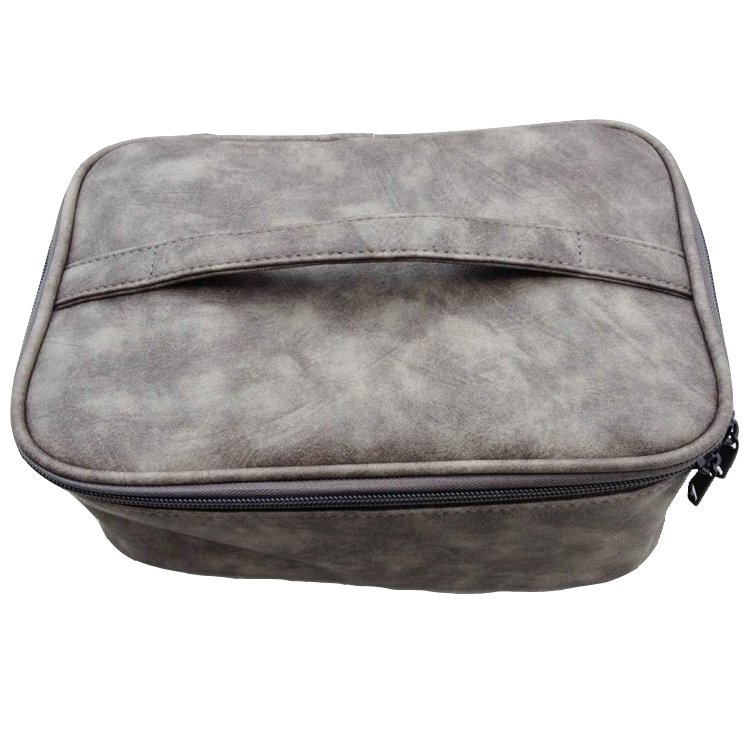 Large Capacity Cosmetic and Beauty Train Case with Handle Makeup Bag Organizer