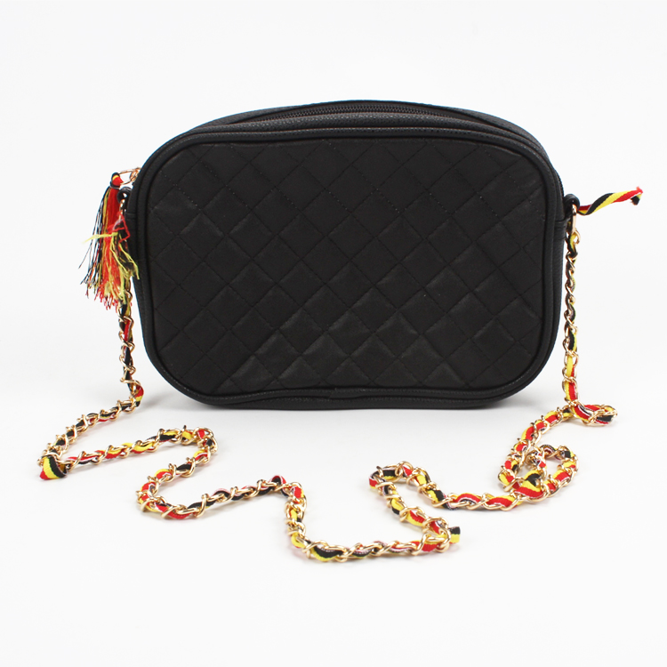 Black PU Leather Messenger Bag Quilting Women Messenger Bag with Cross Body Chain