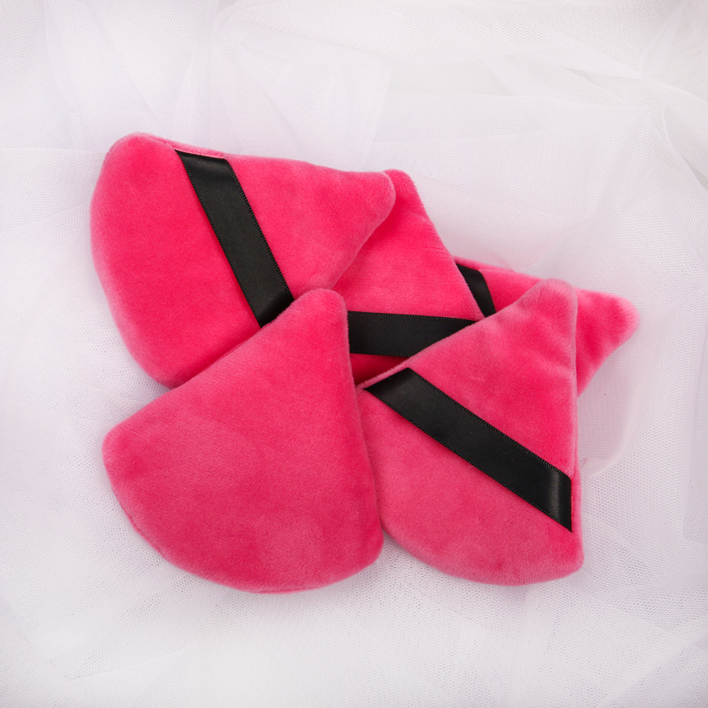 Hot Sellers On Amazon High Quality Triangle Cotton Velvet Red Soft Makeup Sponge Powder Puff Custom Logo For Wholesale