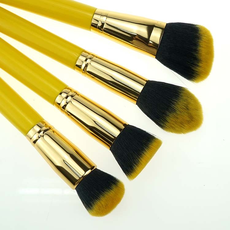 18Pcs Customize Makeup Brushes Private Label Yellow Gold Brush Set