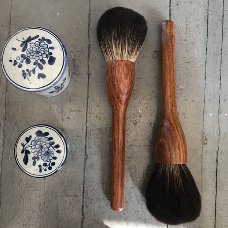 Personalized Single Oval Floral Synthetic Hair Foundation Makeup Brushes
