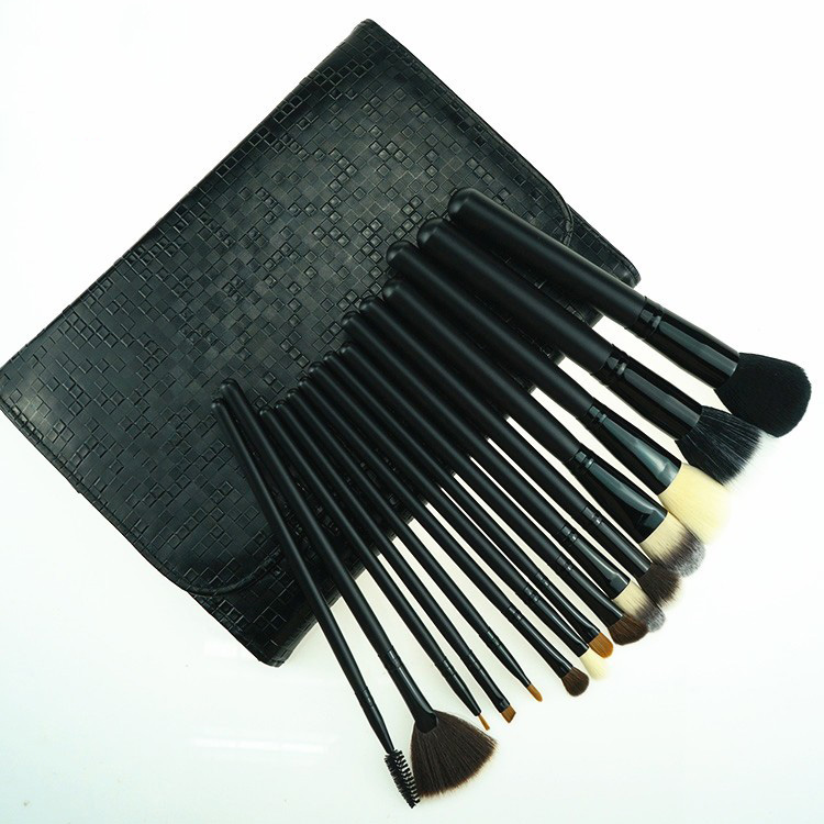 15Pcs Wholesale Makeup Supplies Brush Makeup Oem Black Brush Set
