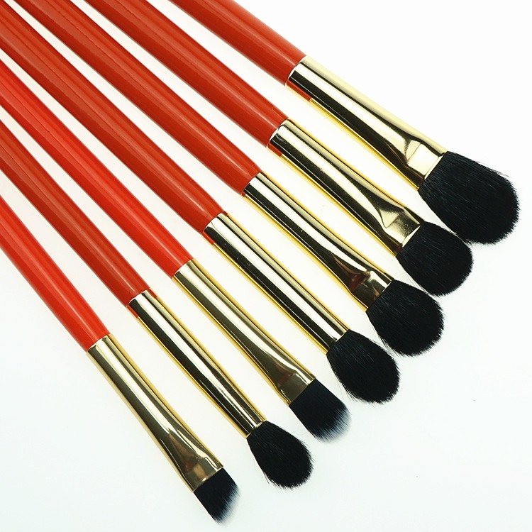 Shenzhen Factory Price Custom High Quality 32Pieces Orange Professional Makeup Brush Belt Set