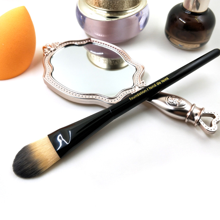 Private Label Black mask brush OEM ODM Long Handle 18cm Foundation Makeup Brush