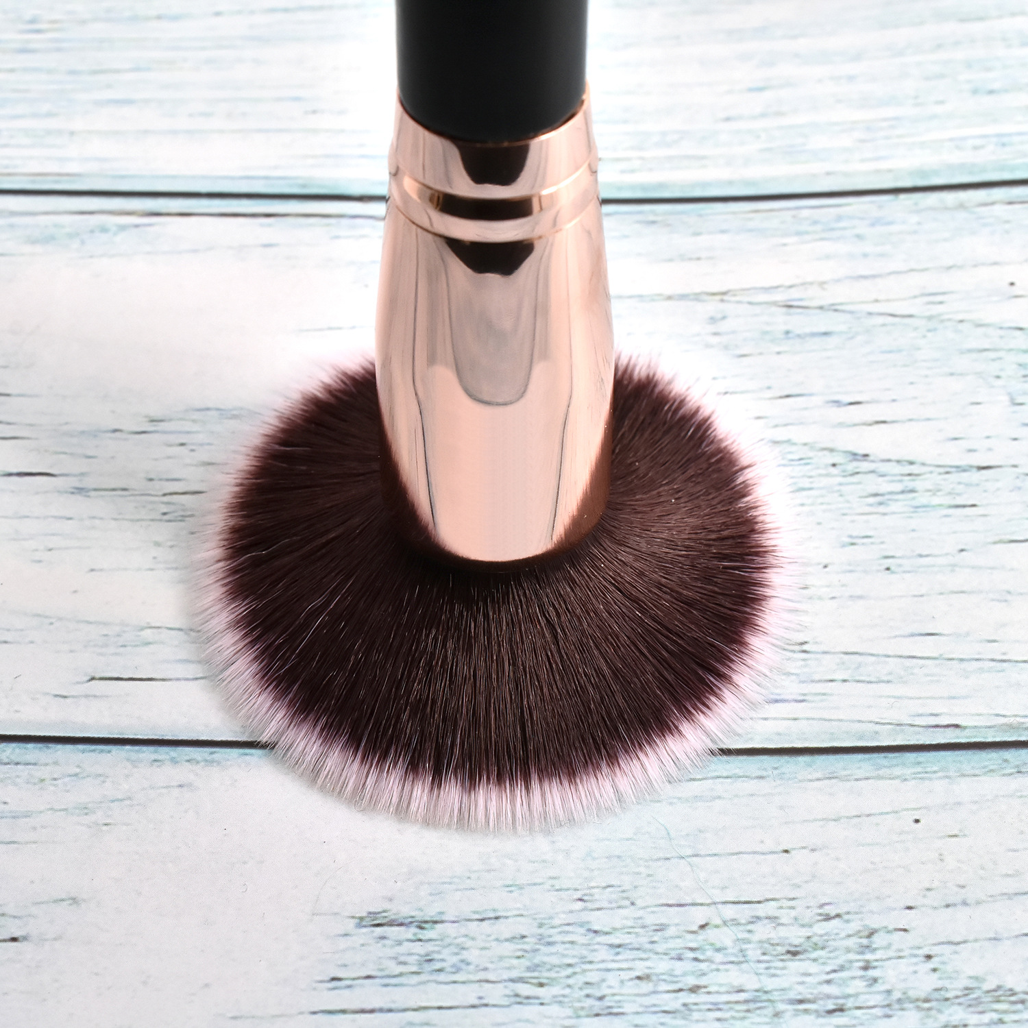 Amazon Best high quality single liquid Foundation Makeup brush Flat Top Kabuki Brush for Face