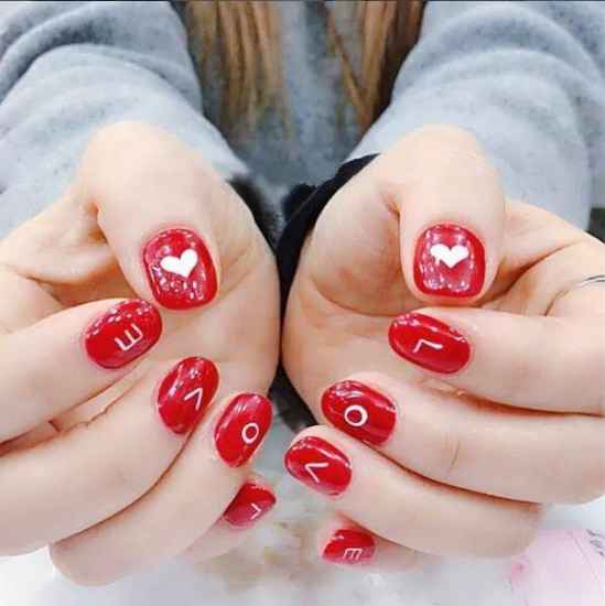 Heart-shaped manicure