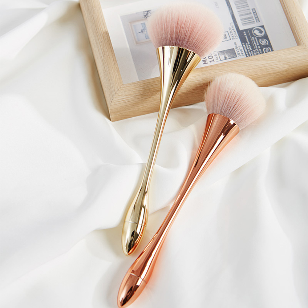 Makeup Brush Comfortable Mushroom Designed Nail Dust Cleaning brush