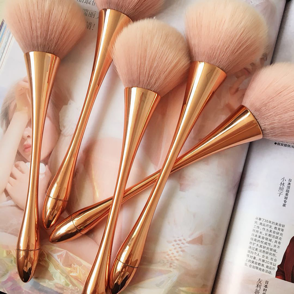 Makeup Brush Comfortable Mushroom Designed Nail Dust Cleaning brush