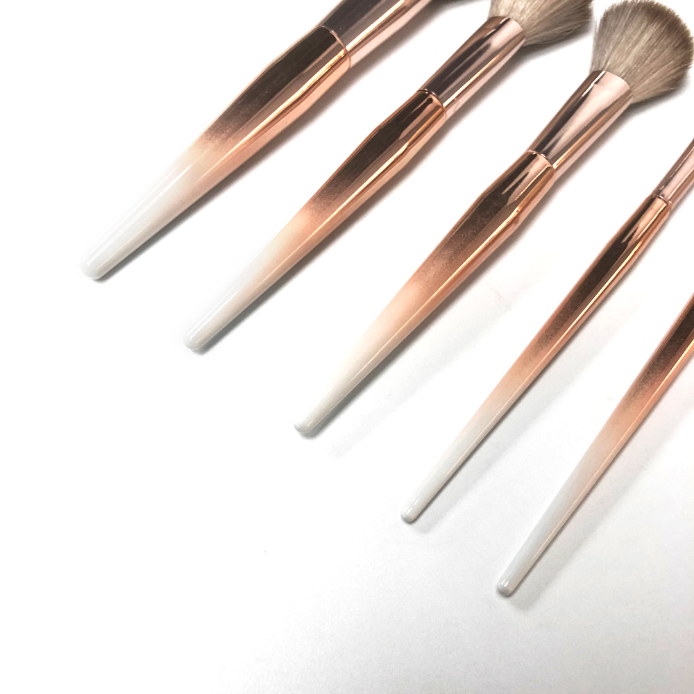 New Design Beauty Vegan Portable Luxury Gold Makeup Brushes Kit Kabuki Foundation Cosmetic Makeup Brushes